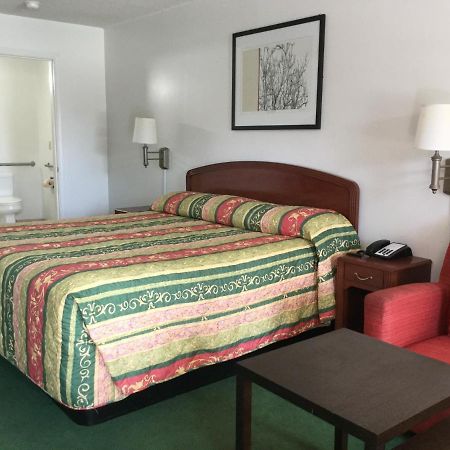 American Inn Metter Экстерьер фото