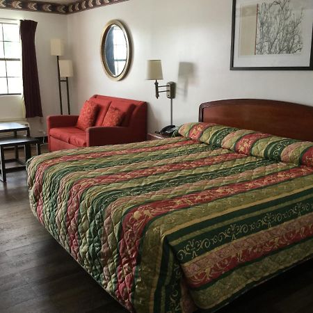 American Inn Metter Экстерьер фото