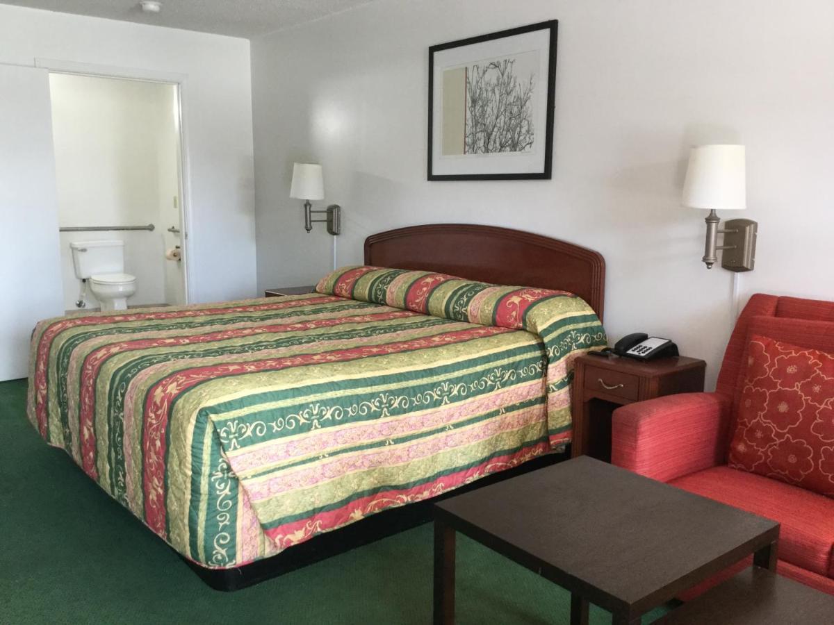 American Inn Metter Экстерьер фото